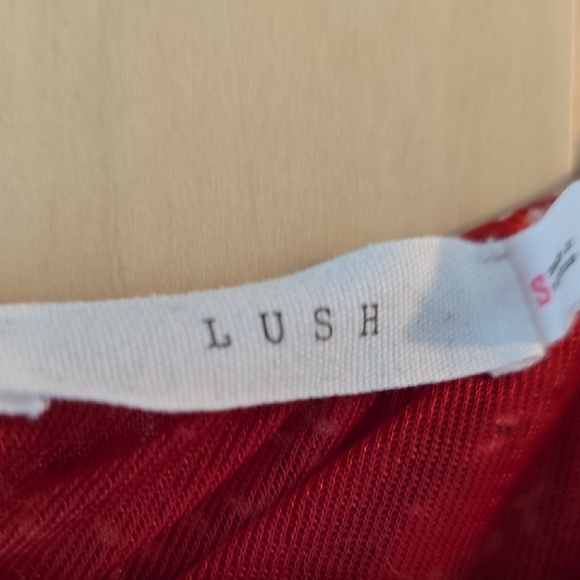 Lush Red Floral Blouse - Picture 2 of 6